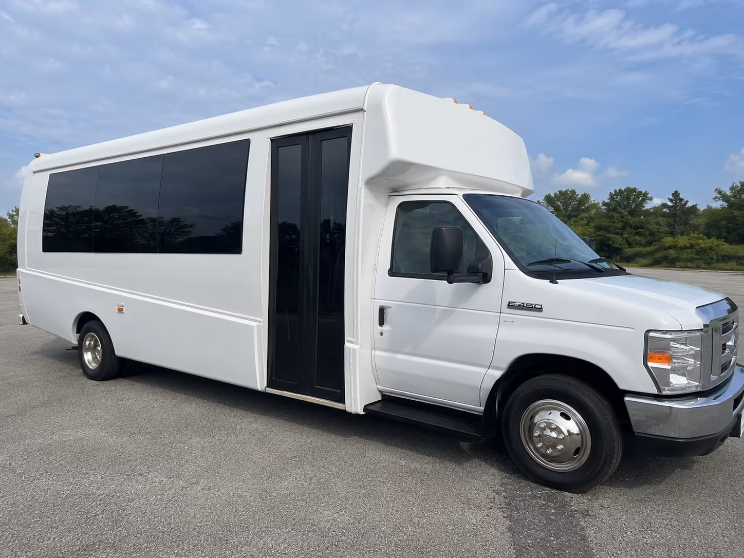 Grand Prairie Homecoming & Prom Party Bus Rentals