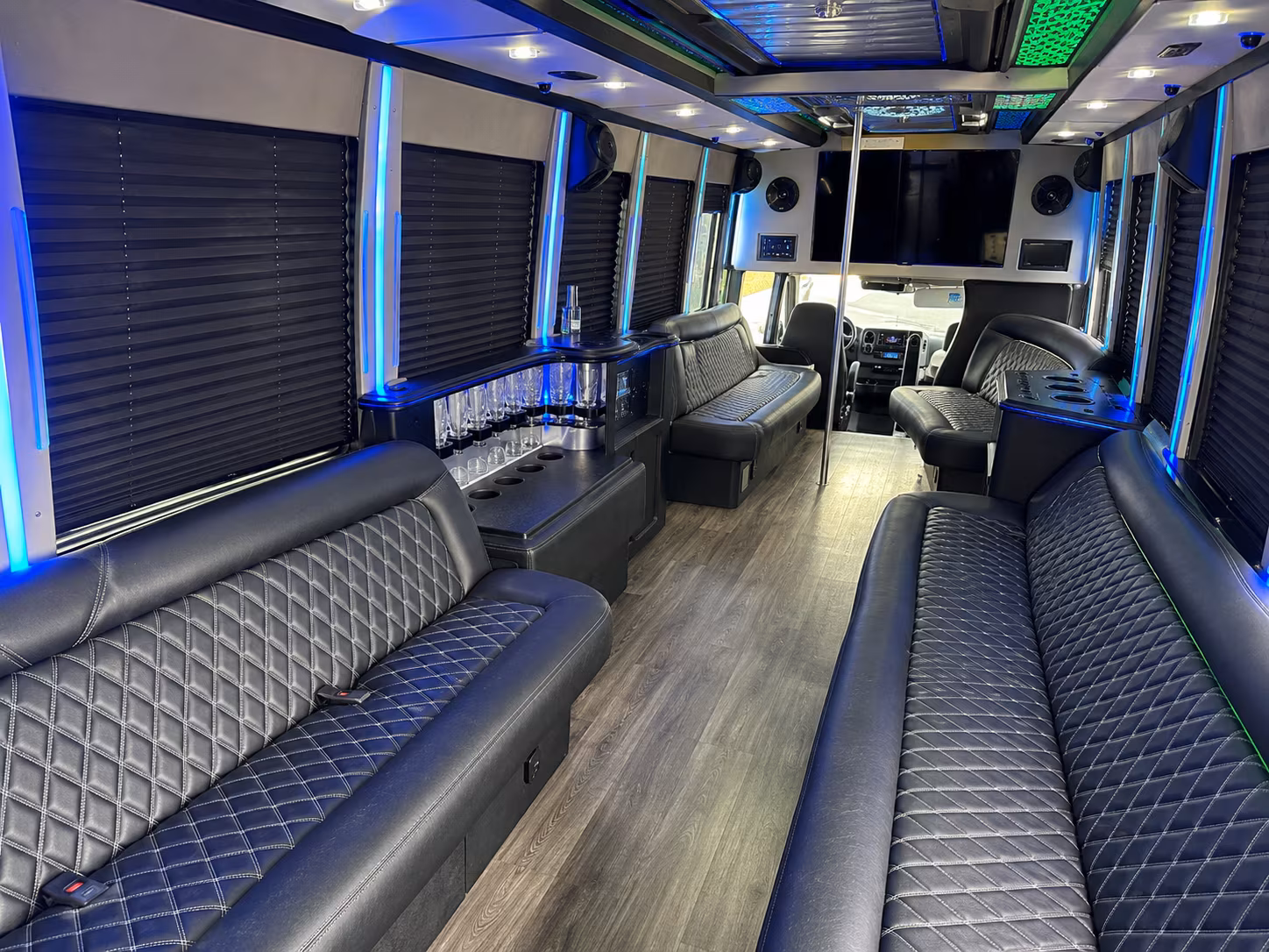 Irving Birthday, Sweet 16, & Quinceañera Transportation onboard seating