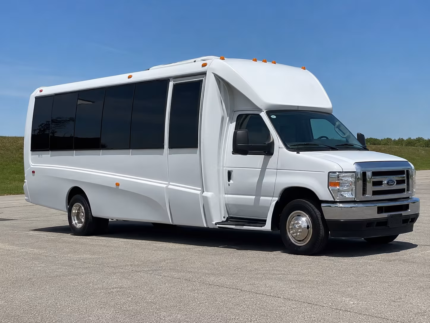 Richardson Winery Tour & Pub Crawl Transportation